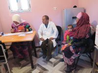 Sjukvård och vaccinationer i flyktinglägren